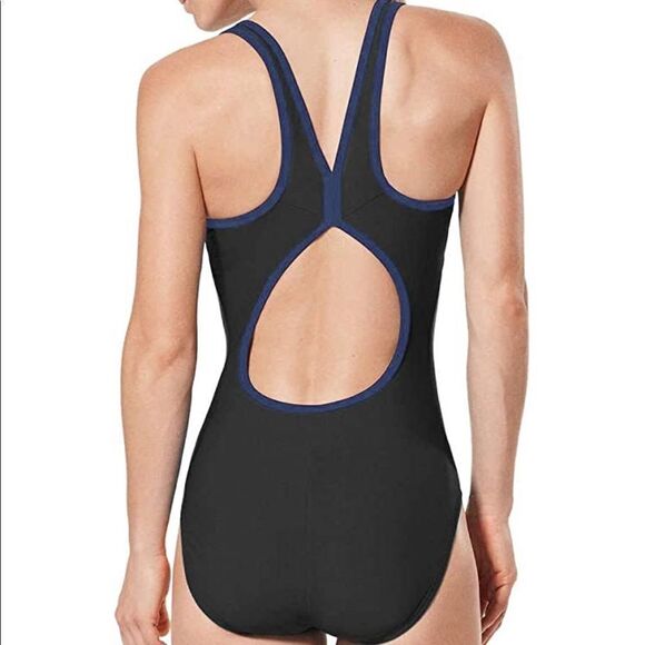 ✨ Speedo Keyhole One Piece Bathing Suit ✨ - Picture 2 of 5